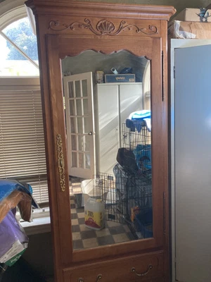 Lindo Usado Ethan Allen Legacy Bonnetiere Armário Acabamento em Mogno - Imagem 1 de 4