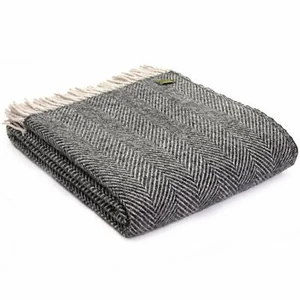 TWEEDMILL KNEE RUG Wool Sofa Throw Blanket BRITISH HERRINGBONE CHARCOAL/SILVER - Picture 1 of 12