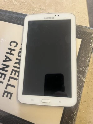 Samsung Galaxy Tab A 8GB, Wi-Fi, 7 inch - White - Image 1 of 2