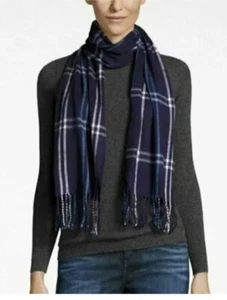 Steve Madden Womens Scarf Blue Plaid Muffler Fringe Navy 70" Made Italy NWT $42 - Foto 1 di 3