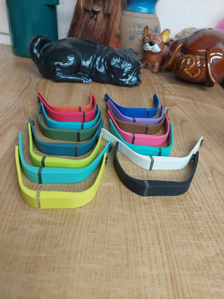 Set Of 15 Fitbit Flex Activity Tracker Wristband Bracelet Only-No Tracker - Imagem 1 de 2