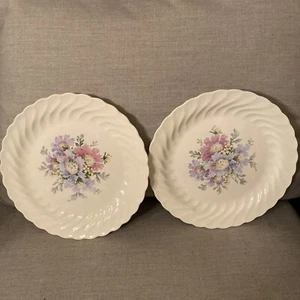 2 Vintage Royal China Honey Lee Scalloped Edge Plates 10 1/2" - Picture 1 of 4