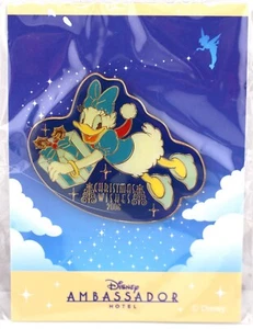Tokyo Disney Ambassador Hotel Limited Pin Christmas wishes 2006 Daisy TDR JAPAN - Picture 1 of 1