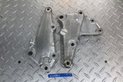 1978 HONDA CB400 HONDAMATIC APOIOS DIANTEIROS PARA OS PÉS SUPORTES 50600-417-000 - Imagem 1 de 4