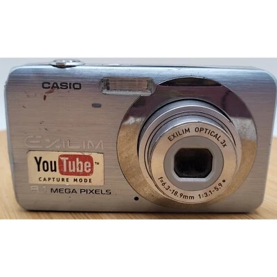 Casio EXILIM EX-Z80A 8.1MP 3X Optical/4X Digital Zoom Camera parts/repair READ - Image 1 of 4