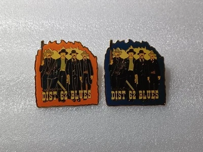 2 prendedores azules Little League Baseball District 62 Foto 1 de 3