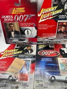Johnny Lightning set of 4 x James Bond cars, new - Picture 1 of 5