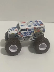 Spin Master Monster Jam Truck Ice Cream Man 1:64 Diecast 2019 - Picture 1 of 3