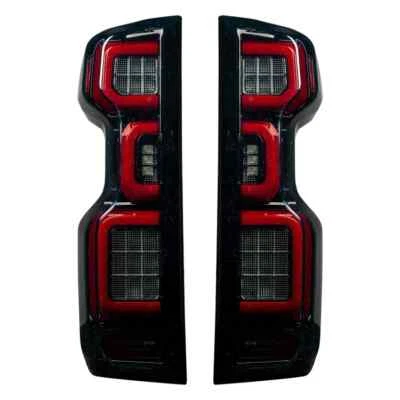 Recon reemplaza las luces traseras halógenas OEM OLED ahumadas para Silverado 2500/3500 20-23 Foto 1 de 4