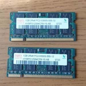 Hynix 1gb ddr2-667mhz pc2-5300s 200pin sodimm memoria X2 - Foto 1 di 2