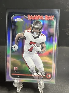 2024 Topps Chrome - Rookies Bucky Irving #226 rifrattore (RC) - Foto 1 di 2