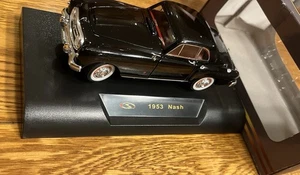 Signature Models 1953 Nash Ambassador Car RARE! Black Model 32322 Die Cast 1:32 - Picture 1 of 11