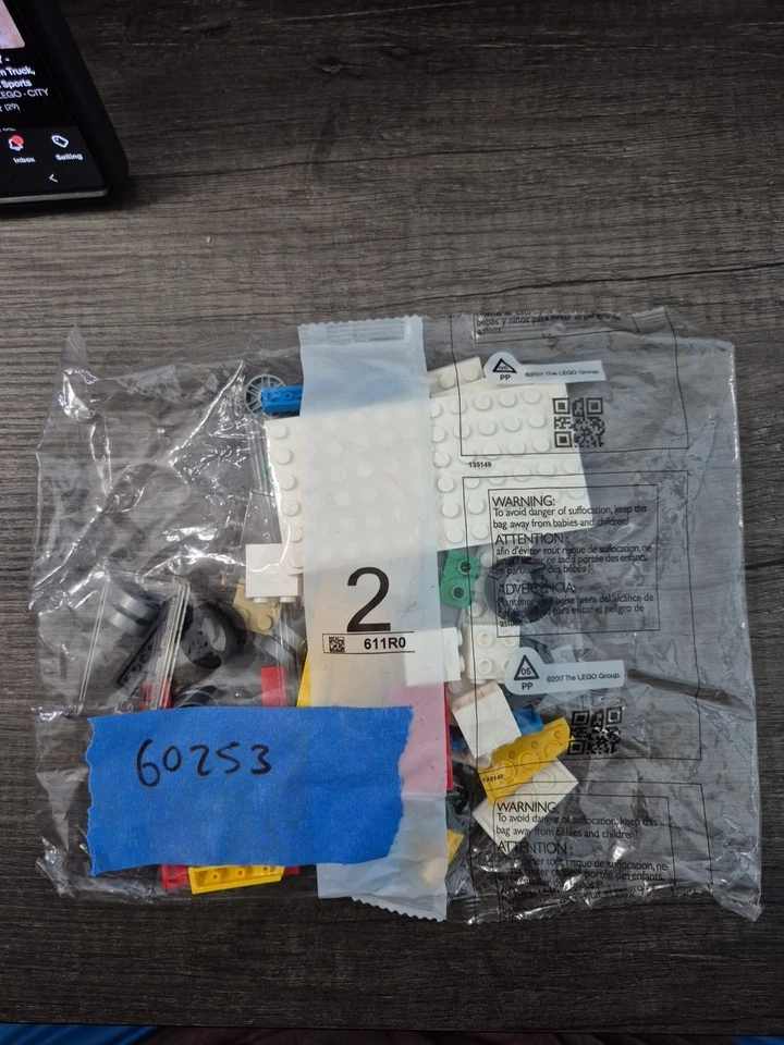 LEGO City: Ice-Cream Truck (60253) Incomplete Bag #2 Only - Image 1 of 1