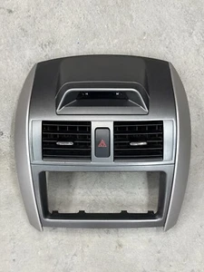 2009-2013 Toyota Corolla Center Dash Vents Clock Bezel Trim OEM 55670-02340 - Foto 1 di 11