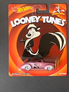 2014 Hot Wheels LOONEY TUNES '40 FORD convertible Pepe Le Pew *Real Riders - Picture 1 of 2