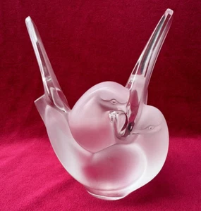 LALIQUE Crystal Glass Love Birds Doves “Sylvie” Flower Vase & Flower Frog 8.25" - Picture 1 of 22