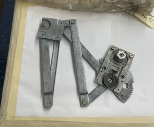MG HZA 665 MGB TOURER, MGB GT, MGC TOURER & MGC GT LH WINDOW REGULATOR MECHANISM - Picture 1 of 4
