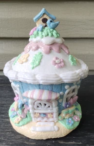 Valerie Parr Hill Gingerbread Cupcake with birdhouse Battery Light 6”x 5” - Picture 1 of 7