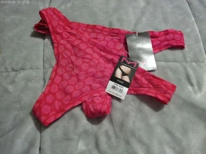 2 Pr-Hot Pink Dot Maidenform 40118 Thong Panties *NEW* One Size - Picture 1 of 3
