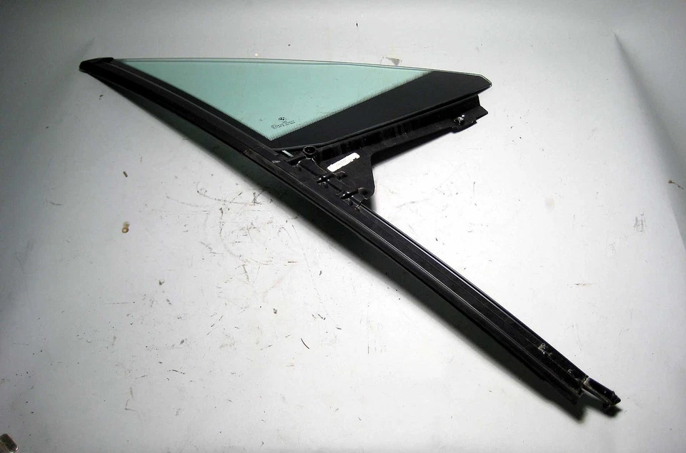 BMW Z3 Roadster 1996-2002 puerta delantera derecha pasajero cuarto ventana fabricante de equipos originales usado Foto 1 de 3