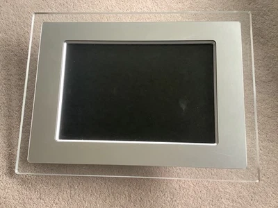 10.2" Philips Digital Photo Frame - Mod 10FF2 ( no charger) - Image 1 of 4