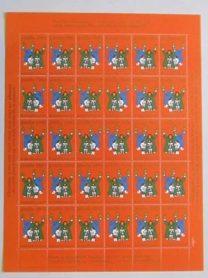 Greenland Christmas Stamps Seal Caritas 1985 MNH UNFOLDED full set - Image 1 of 2
