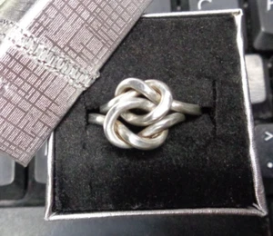 Estate Jewelry ~ Celtic Love MEXICO .925 Sterling Silver DOUBLE BAND KNOT Ring 5 - Picture 1 of 9