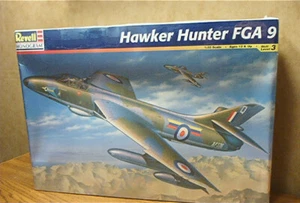 REVELL Hawker Hunter FCGA 9 Aircraft Model Kit #85-4670 1:32 Scale - Picture 1 of 3