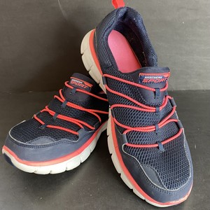 skechers synergy loving life