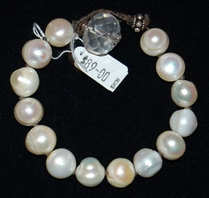 VINTAGE JEWELRY Bracelet Pearls Japan 1950's Very Elegant Bracelet! - Picture 1 of 6