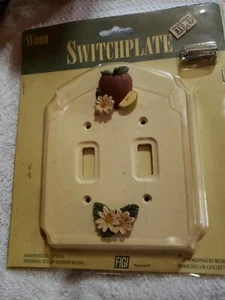 Vintage 1998 Handpainted Figi Apple Daisy Double Switchplate New In Package - Picture 1 of 3