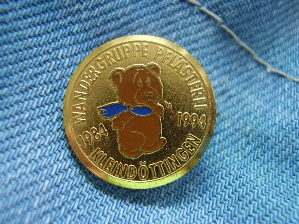 Pin Schweiz Kleindöttigen 10 J. Wandergruppe Pflästerli Böttstein im Aaretal  - Bild 1 von 1