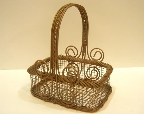 Decorative Metal Wire Basket Gold Tone Open Grid Scroll Design w/Twist Handle Cover