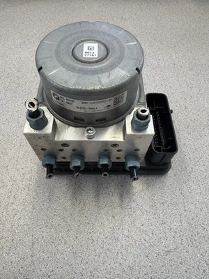 BMW 328i/335i/320i/330i/340i 2014-2018 bomba de freno antibloqueo AB OEM 6875559 Foto 1 de 4