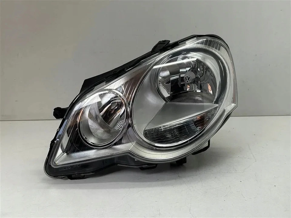 Frontscheinwerfer VW Polo IV 89311990 Ein Stück (Rechts oder Links) Headlight - Bild 1 von 4