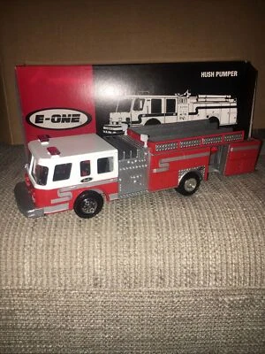 E ONE 800106 HUSH PUMPER FIRE APPLIANCE  (380) Fire Engine 1.50 NEW - Image 1 of 4