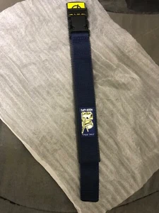 Casio new G-shock watch band - Picture 1 of 3