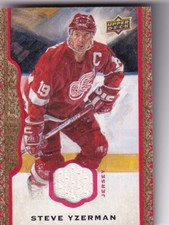 2014-15 UD Masterpieces Memorabilia Framed Red Cloth #129 Steve Yzerman 8/85