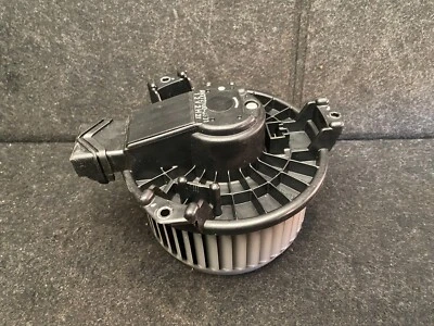 Toyota Yaris 2006-2012 calentador soplador motor/soplador de aire acondicionado con rueda de ventilador Foto 1 de 2