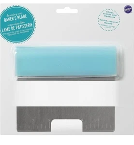 Wilton Baker's stainless steel Blade w/ blue handle. Chops, Scoops and Measures. - Picture 1 of 5