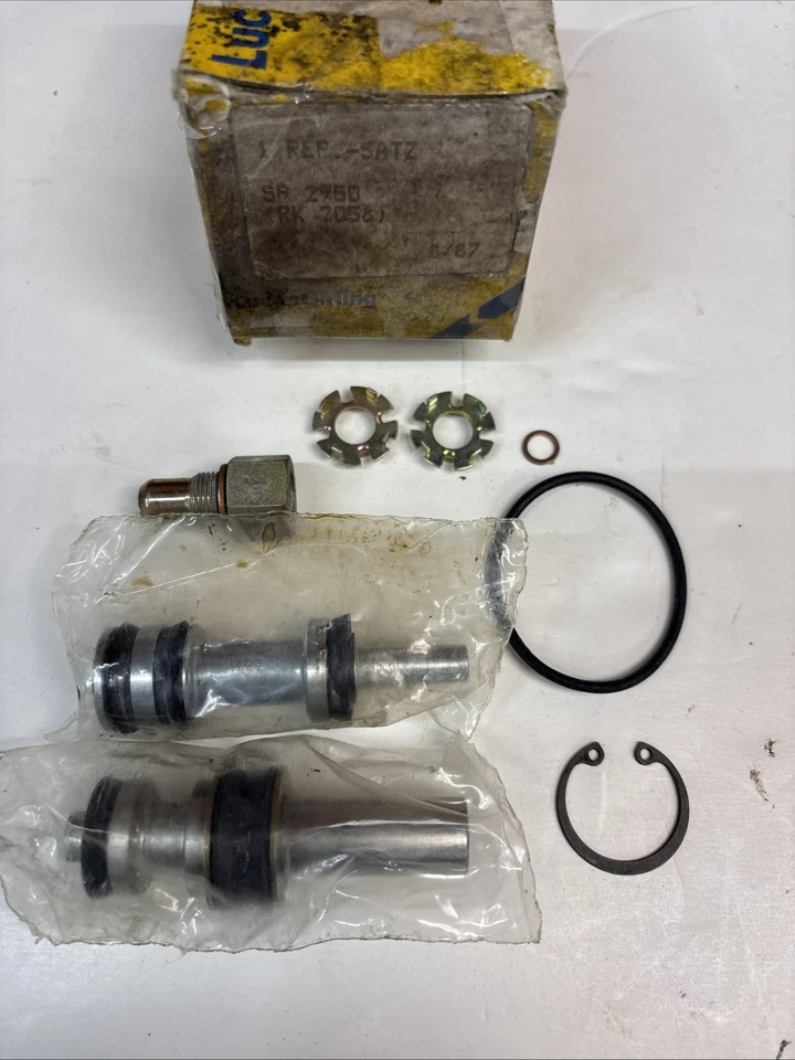 Opel GT 1900 Manta Kadette GT 1100 Asconda NOS Girling Brake Master Cylinder Kit - Image 1 of 4