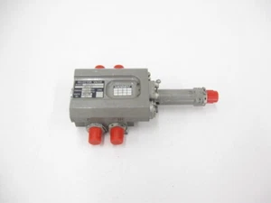 Selector Valve - Dassault Falcon 10 - PN: 108103 - Lot # B296 - Bild 1 von 6