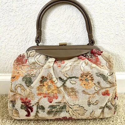 Cartera marrón vintage años 60 alfombra floral tapiz bolso bolsillo libro cierre a presión Foto 1 de 4