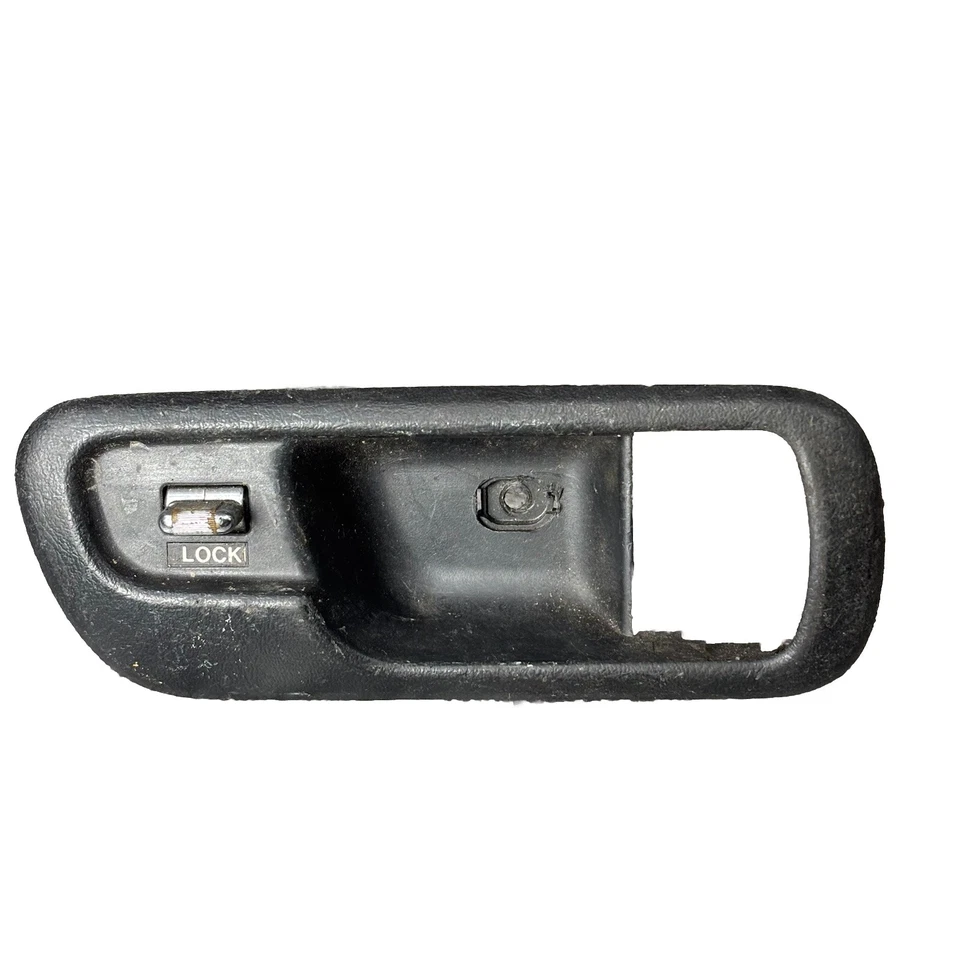 94-01 Acura Integra lado derecho pasajero interior manija puerta bisel cubierta ST7-220 Foto 1 de 2