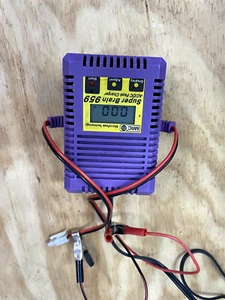 MRC Super Brain 959 AC DC Delta Peak Charger - Picture 1 of 3