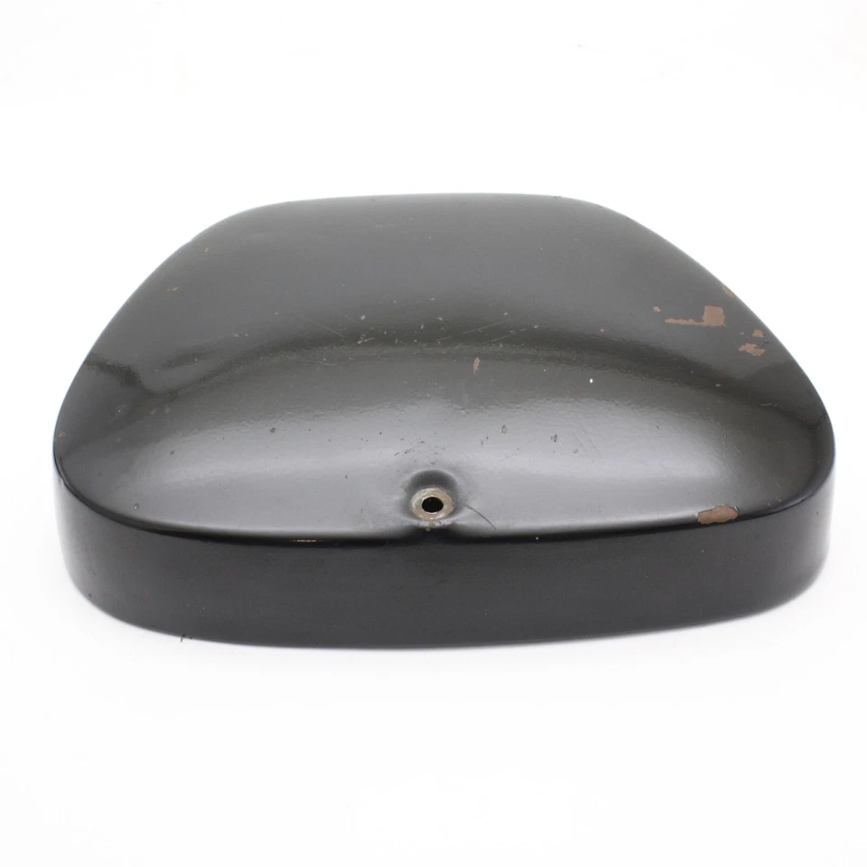 Honda CA72 / CA77 Dream 305 Cubierta lateral derecha con perilla Foto 1 de 4