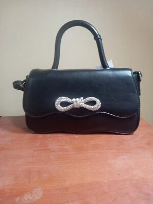 Bandolera Emperia LA NY de cuero negra con correa extraíble cartera lazo plateado nueva con etiquetas Foto 1 de 4