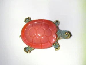 Ciner Coral Turquoise Turtle Brooch Ruby Color Eyes - Picture 1 of 6