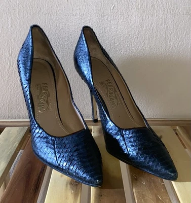 Женские туфли-лодочки Salvatore Ferragamo из черной змеиной кожи Susi размер 10 B - Изображение 1 из 4