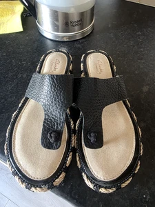 Clarks Somerset Black Leather Toe Post Thong Flat Sandals UK 6D EX CON - Picture 1 of 5